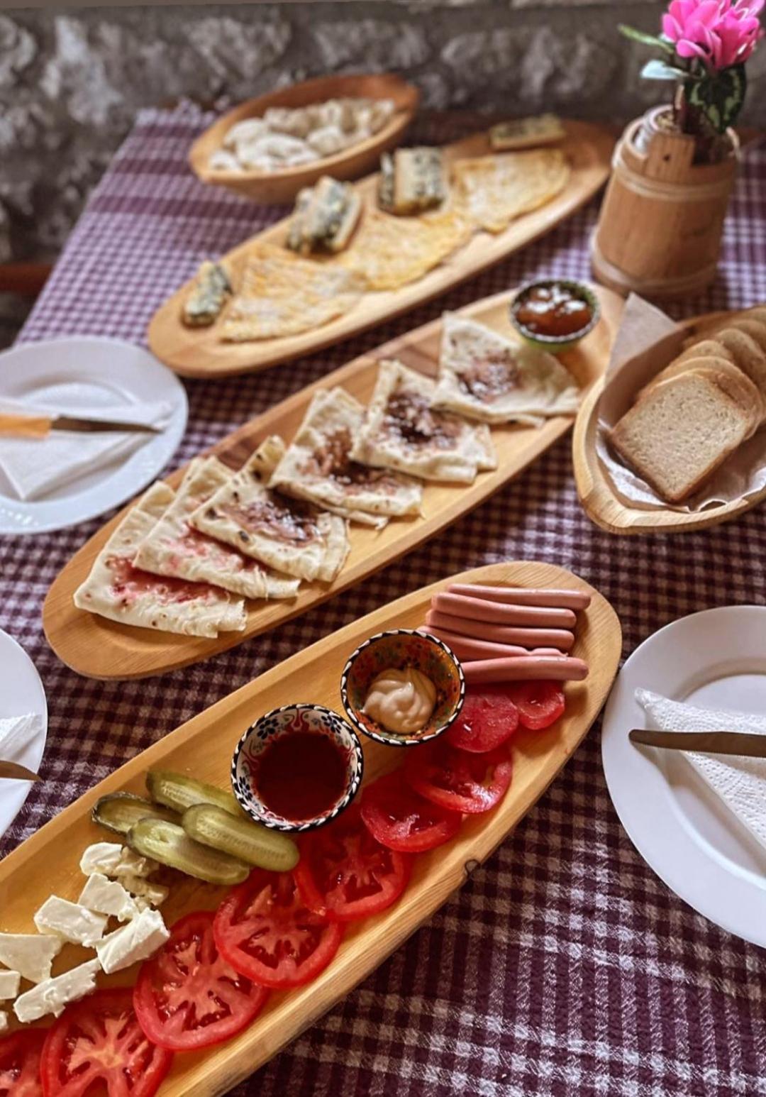 Holiday Bungalows & Food Plav Kültér fotó